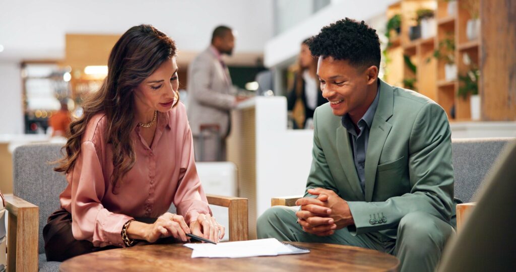 EOR vs PEO: How to Choose the Right Model with Confidence