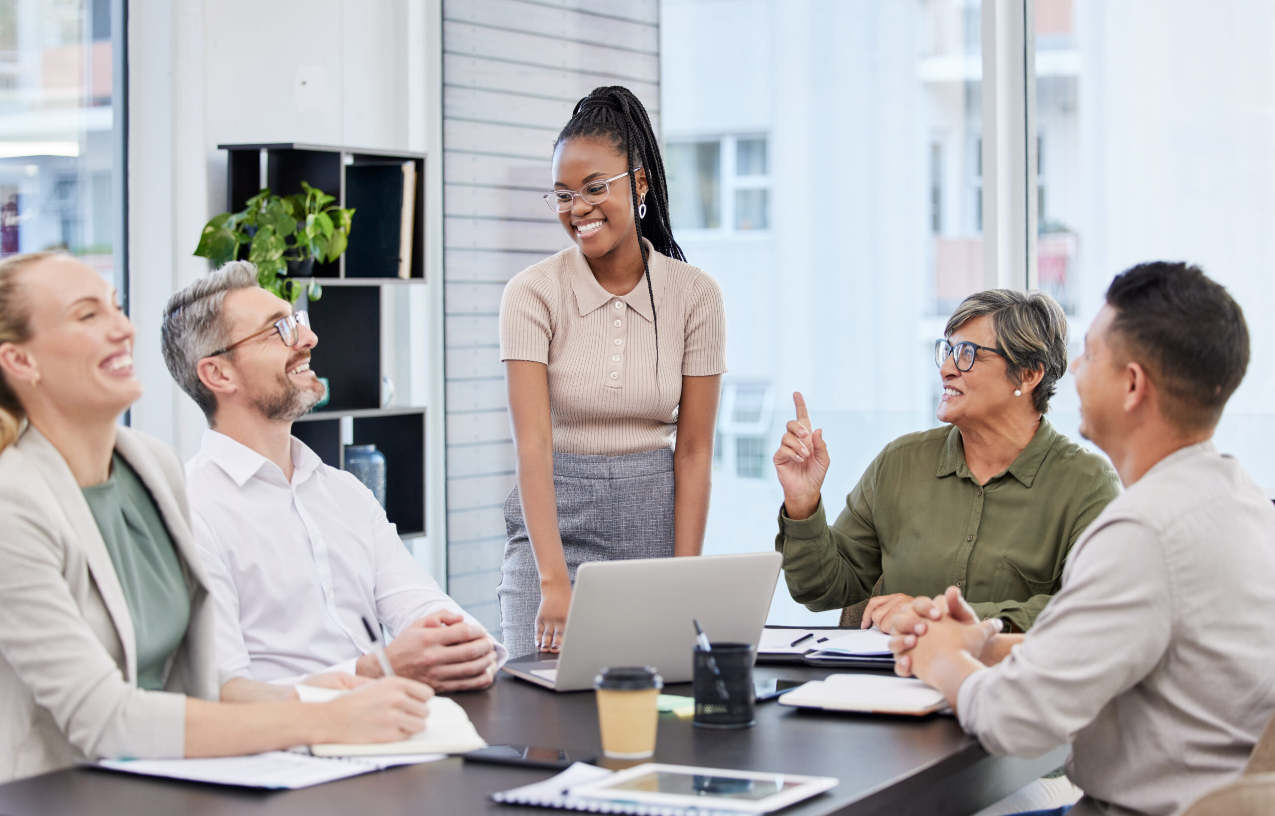woman discussing 2026 Contingent Workforce Trends with peers
